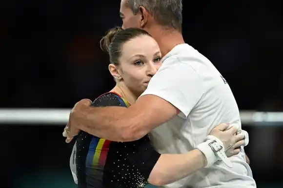La indignación de Nadia Comaneci por la controvertida decisión que dejó sin medalla a una gimnasta