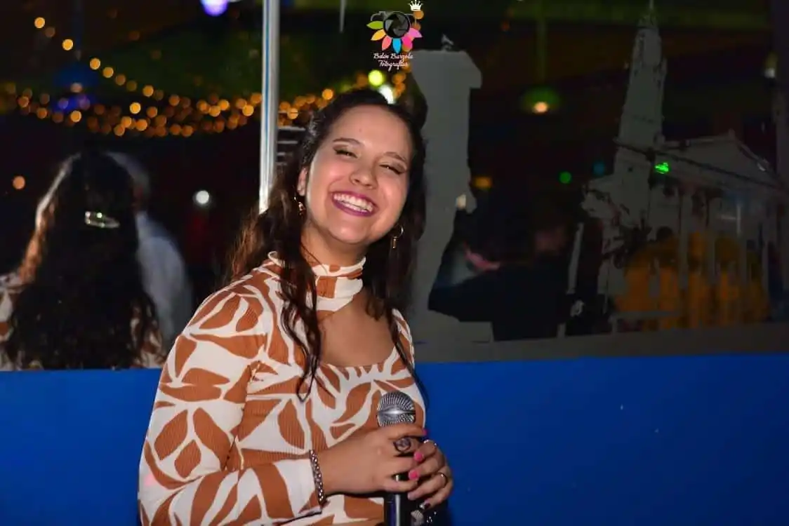 Betina Exner sueña con el premio Gardel