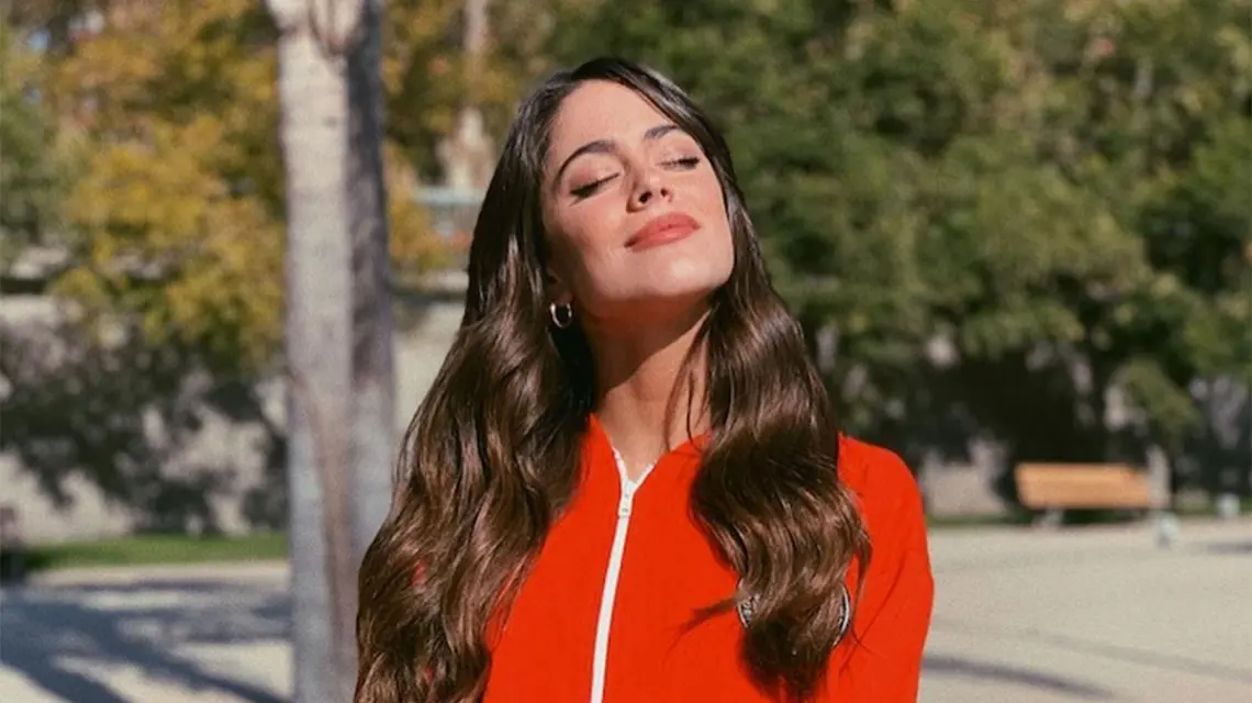 Tini Stoessel, como nunca la viste