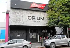El dueño de un boliche clausurado dijo que trabajan en un protocolo