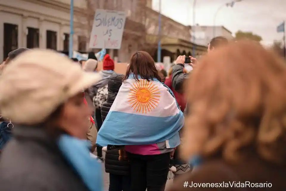 La pacificación del país o remover la grieta entre verdes y celestes