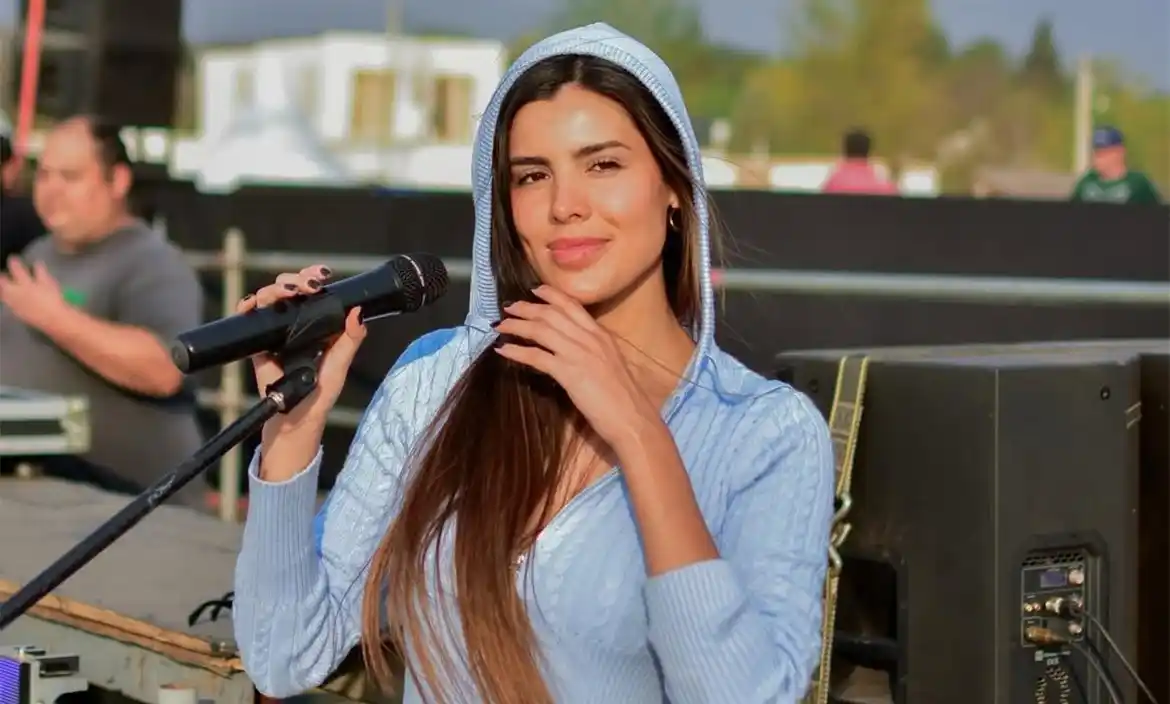 Procesaron a la influencer que usó el CUIT de Kicillof para importar ropa