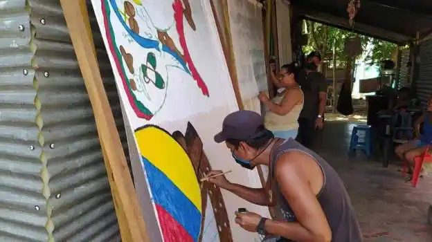 Colgaron el chinchorro más grande del mundo