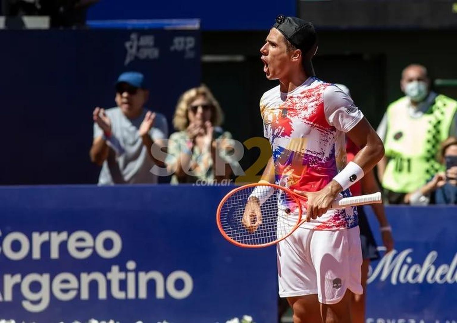 Federico Coria batalló y se metió en cuartos de final