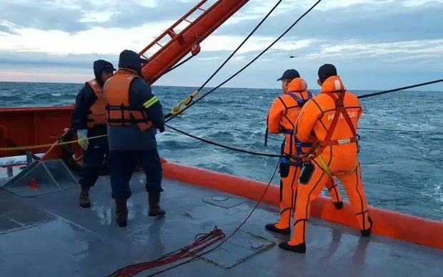 Prefectura Quequén busca a Matías Luri en la costa de Necochea
