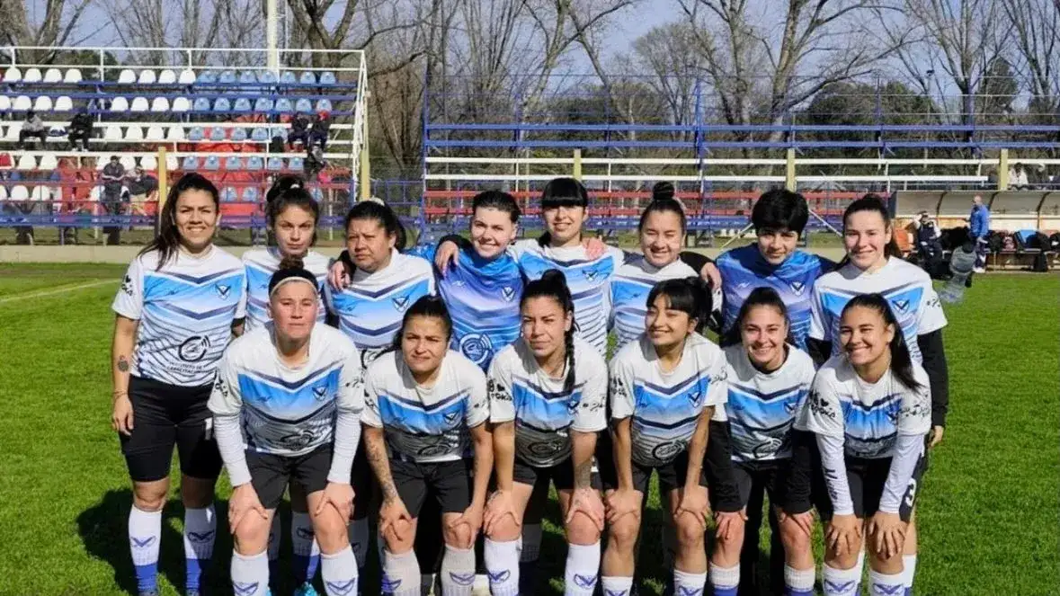 Fútbol femenino - 3