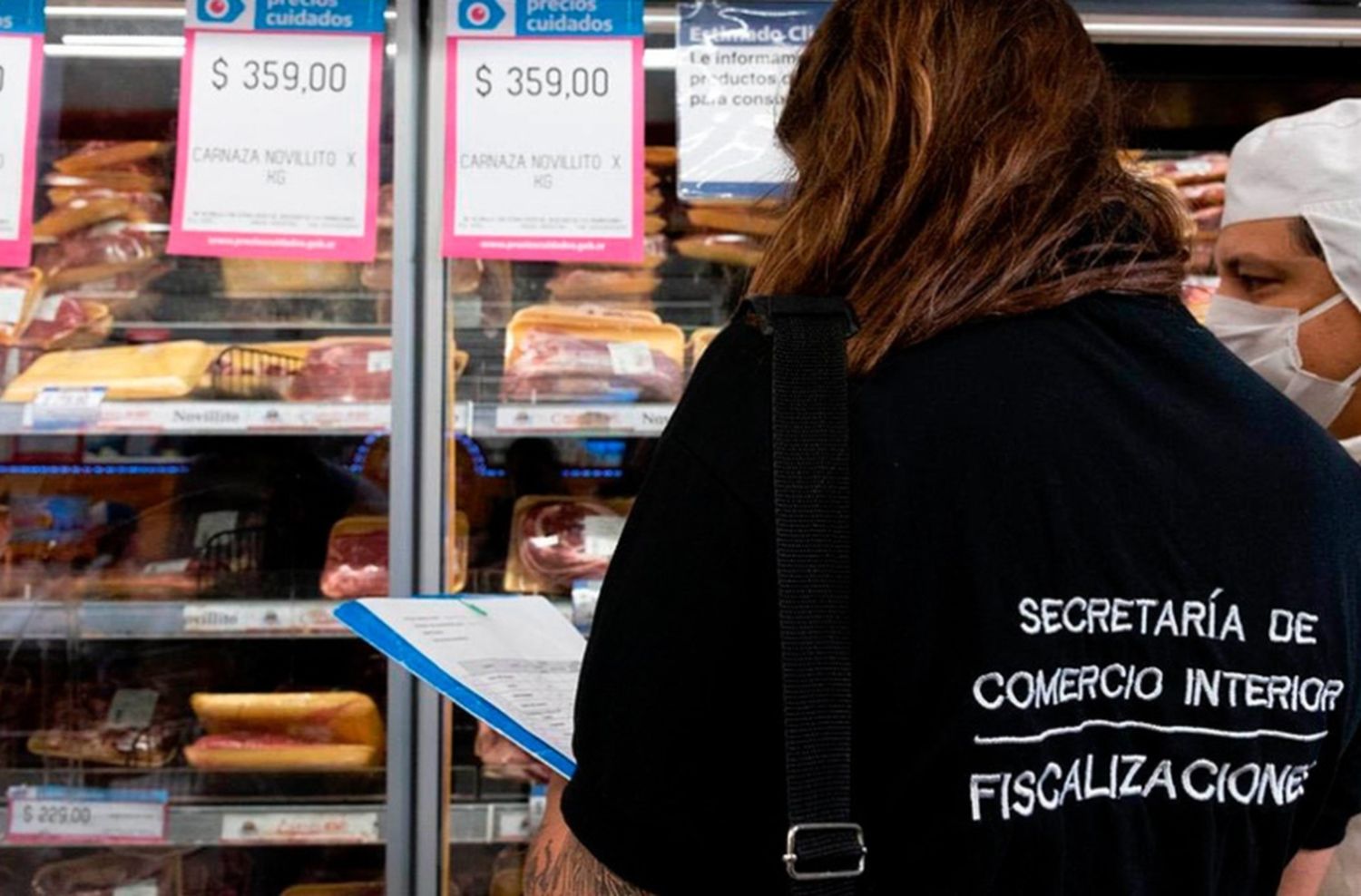 Gobierno y supermercados acordaron congelar precios de la carne durante este fin de semana largo