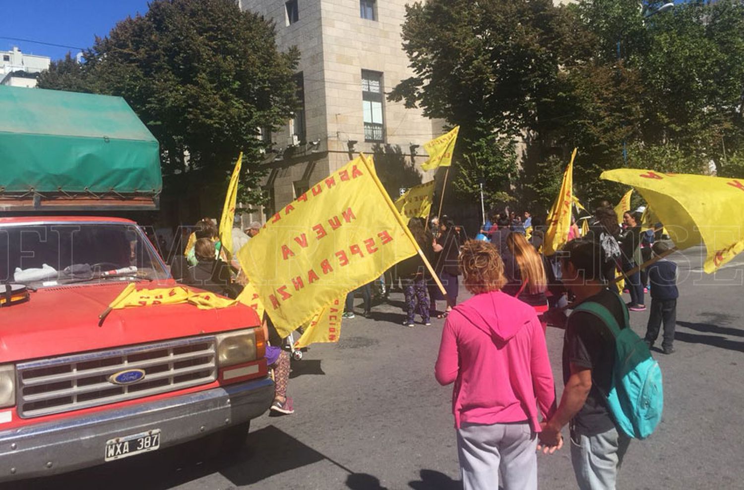 Cooperativistas vuelven a reclamar al Municipio el pago de trabajos