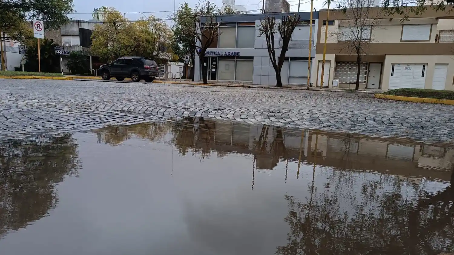 Tormenta de Santa Rosa: en San Francisco cayeron más de 50 mm y sigue el mal tiempo