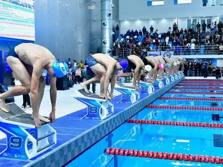 La piscina olímpica celebra su
aniversario con competencia