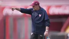 Julio César Falcioni tiene coronavirus