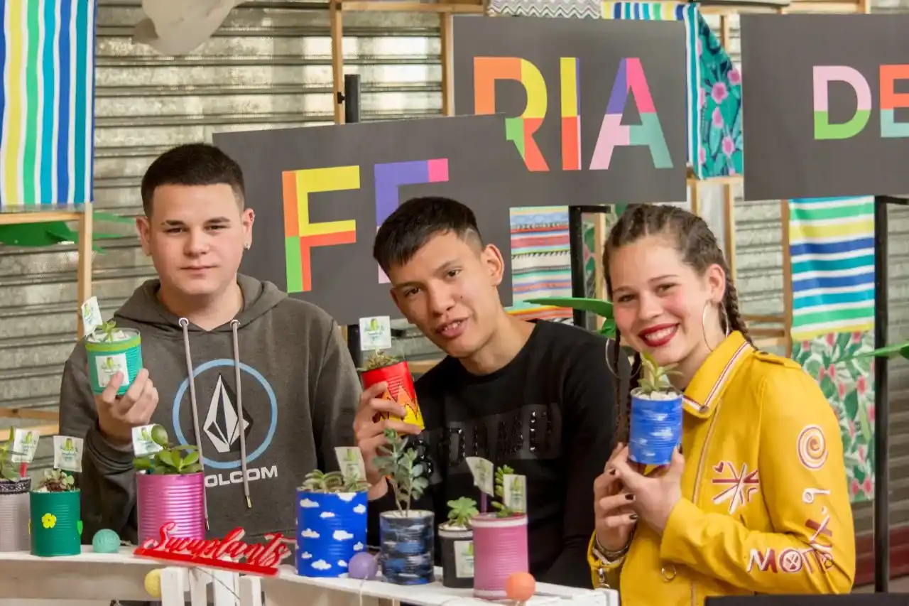 Lanzamiento del programa Aprender a emprender de Junior Achievement Argentina
