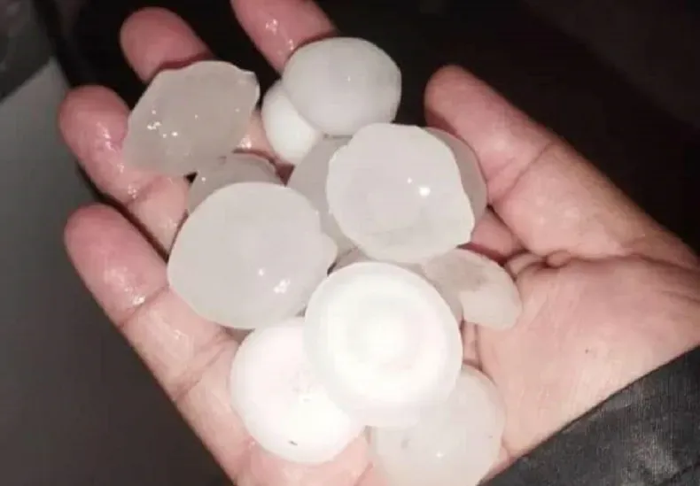Una ciudad entrerriana fue sacudida por una intensa caída de granizo