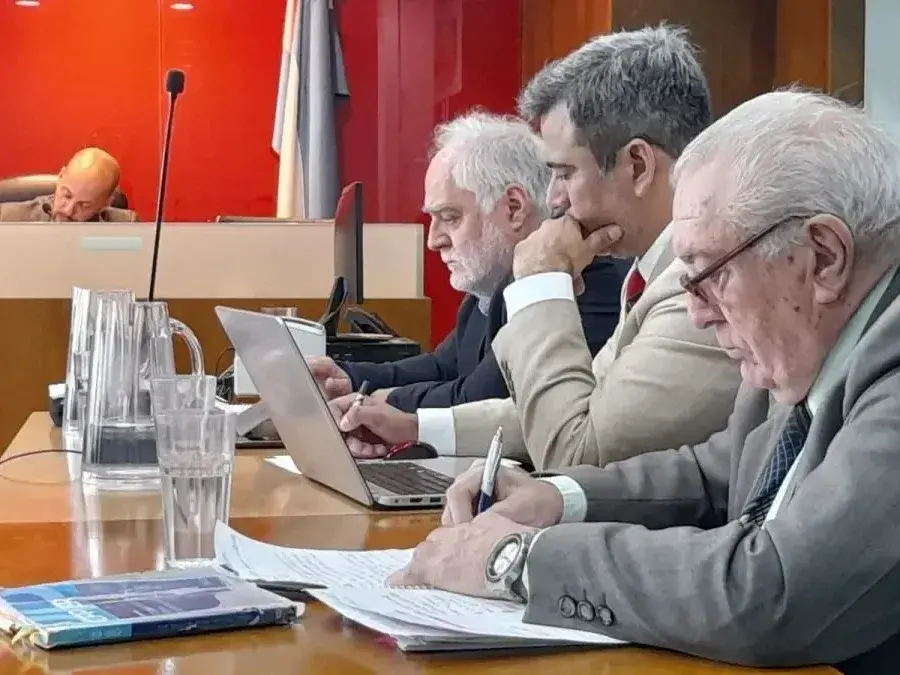 Mañana miércoles continuará la audiencia que definirá si una causa por enriquecimiento ilícito va a juicio