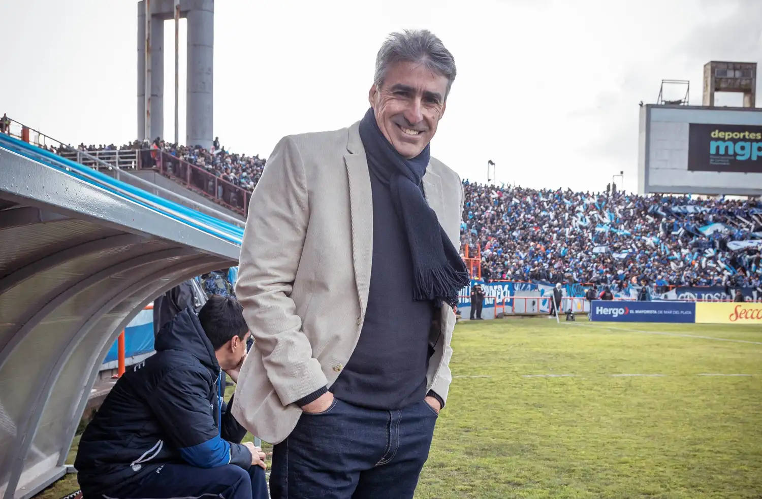 Gabriel Gómez antes de empezar el partido.