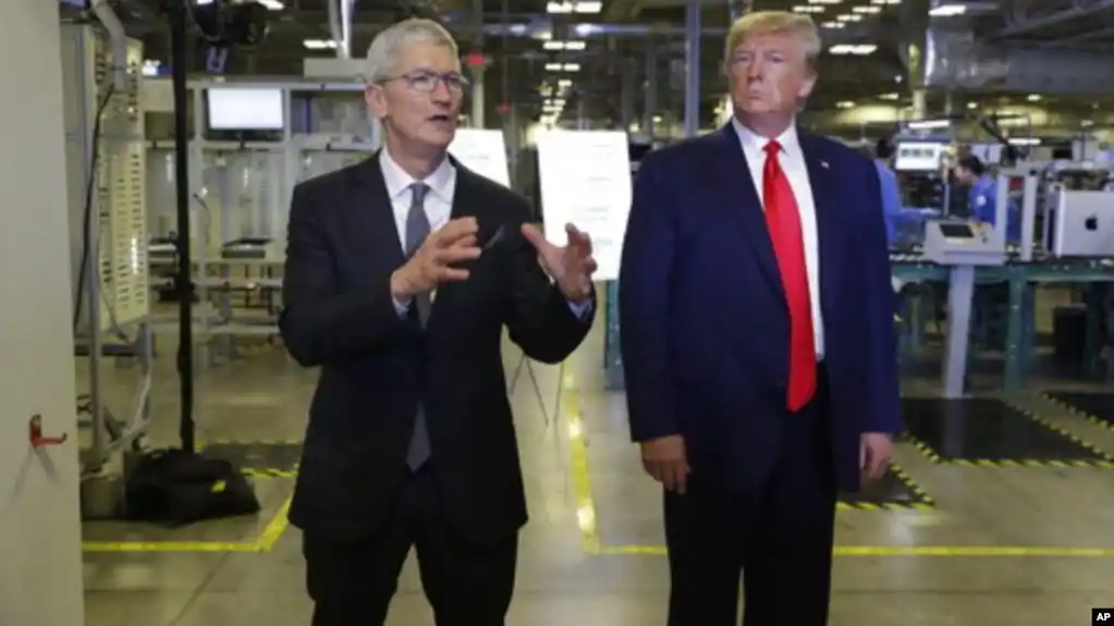 Trump pide ayuda a Apple para redes 5G