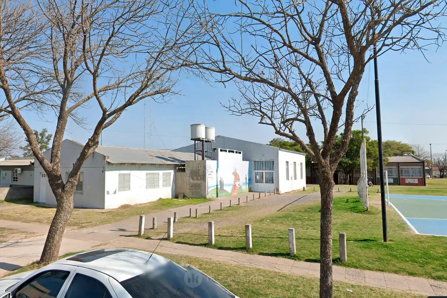 barrio jardín Sergio Carena, Alina Avalos y Jorge Valiente - 1