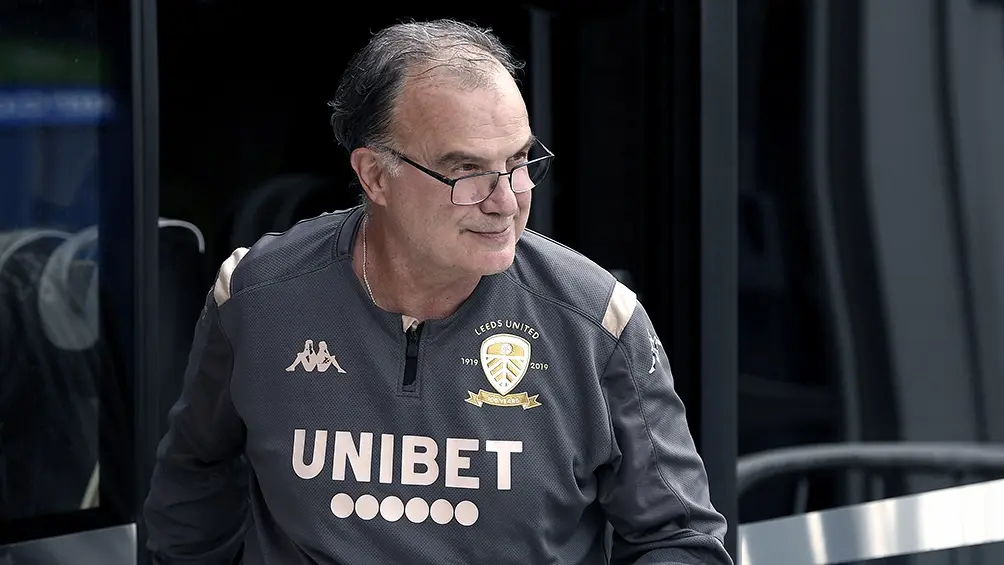 Marcelo Bielsa confirmó que seguirá como entrenador del Leeds
