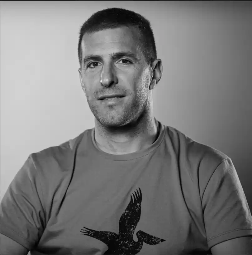 Daniel Dal Bó. Palista del seleccionado argentino de canotaje y deportista olímpico.