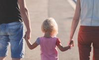 Unicef aboga que tanto padres como madres 
tengan la posibilidad de cuidar a sus hijos