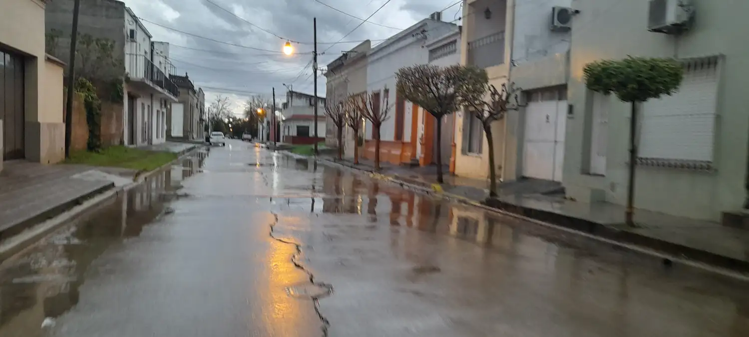 A votar con tormenta en Entre Ríos: a qué hora lloverá el domingo