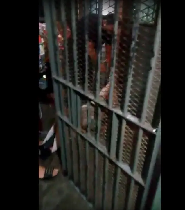 Falleció de Covid-19 dentro del calabozo en una comisaria de Lanús: Compartía celda con otros 23 detenidos