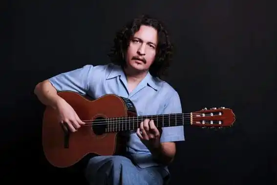 Chango Ibarra + Banda Pueblo
