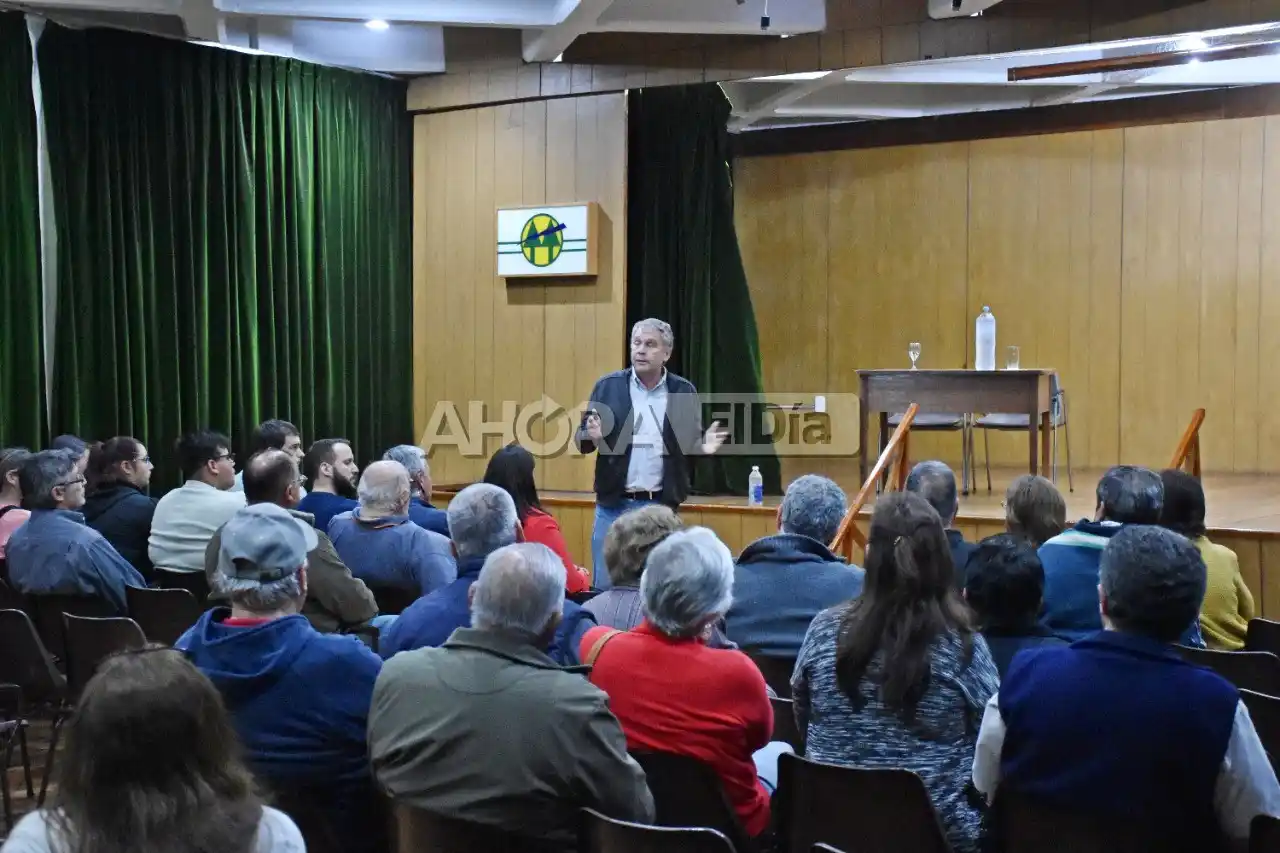 Galimberti en Gualeguaychú: Trabajamos para que el pasado no vuelva disfrazado de futuro”
