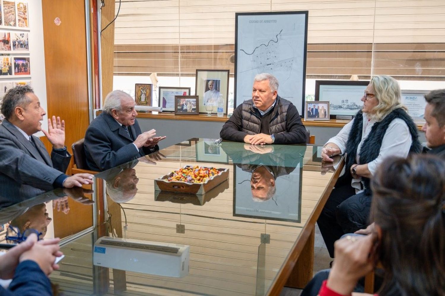 El intendente Benedetti recibió a los integrantes del TSJ, Luis Rubio y Jesiva Valentini