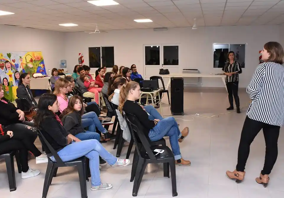 Este jueves comienza la segunda ronda de talleres “Padres en Acción”