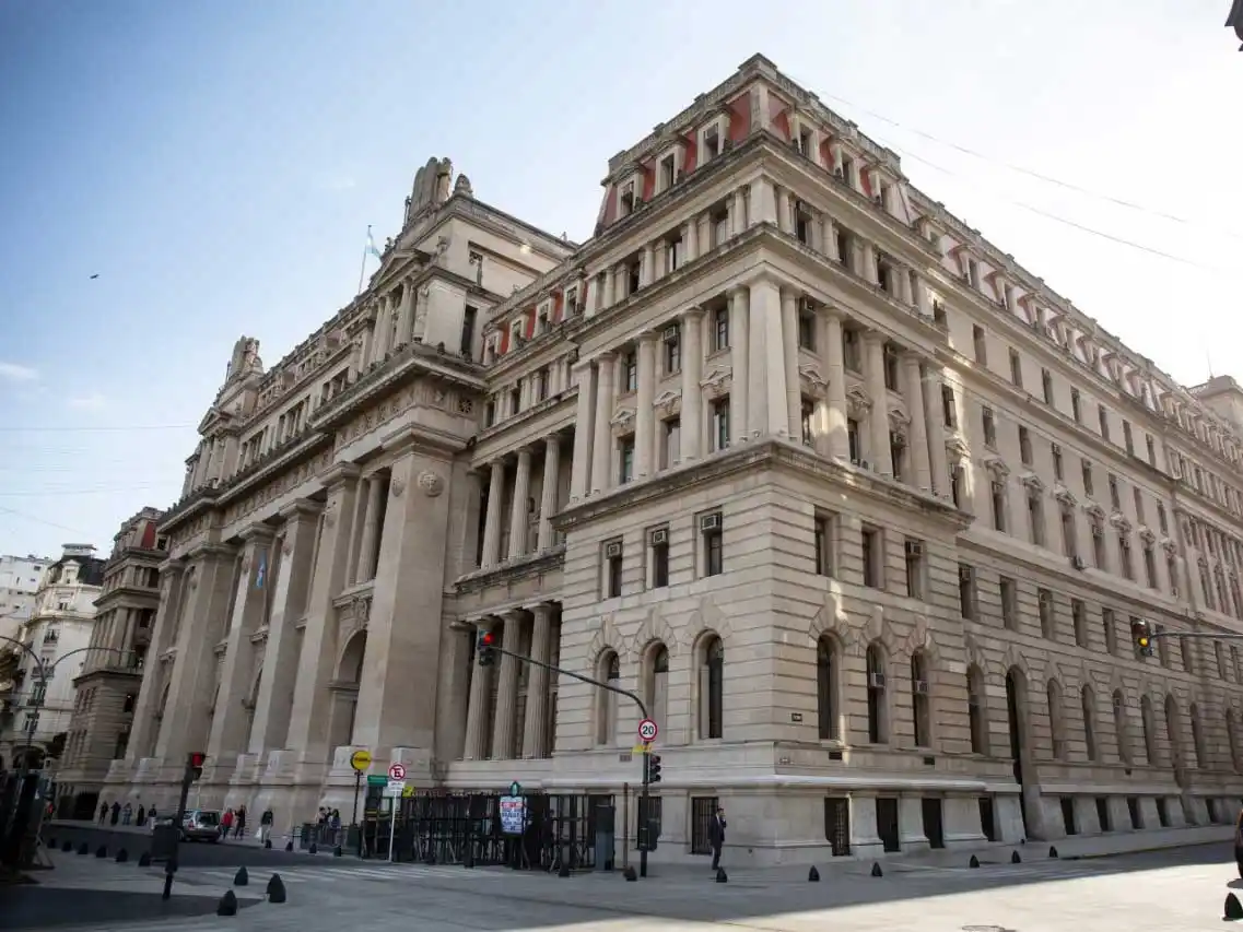 Tras el fallo contra Cristina Kirchner, el Senado retoma el debate para ampliar la Corte Suprema