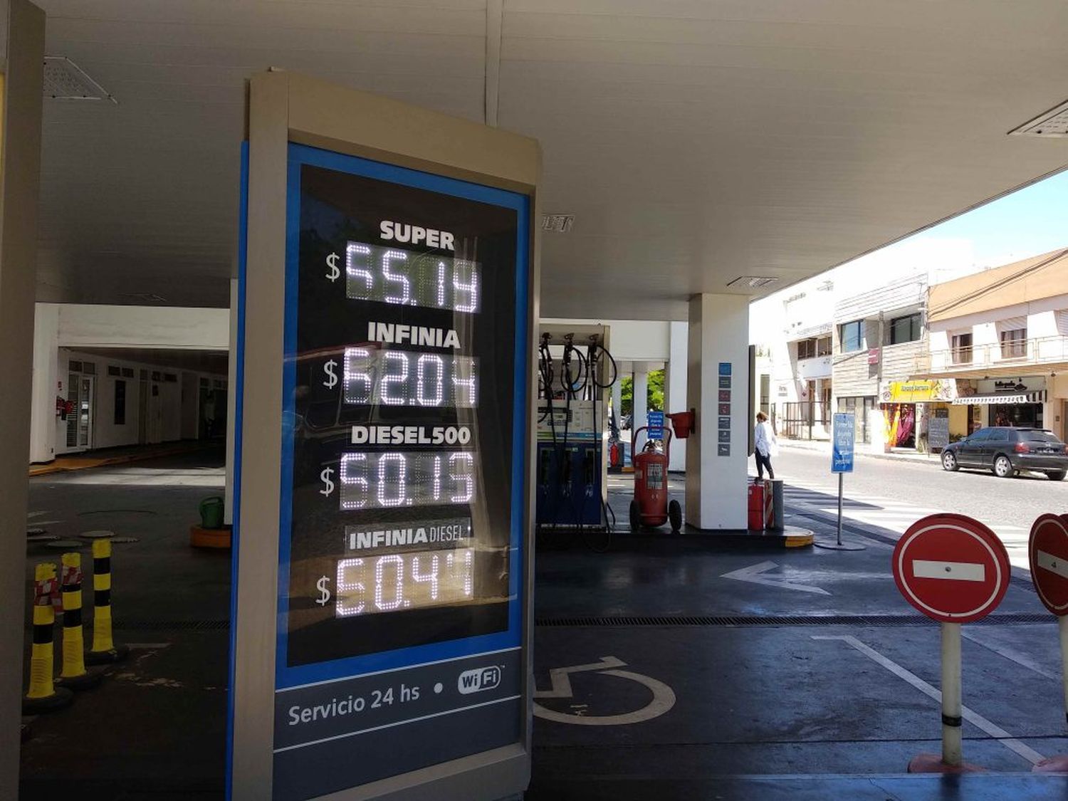 Con el aumento de la nafta, la súper cuesta 55 pesos en Tandil