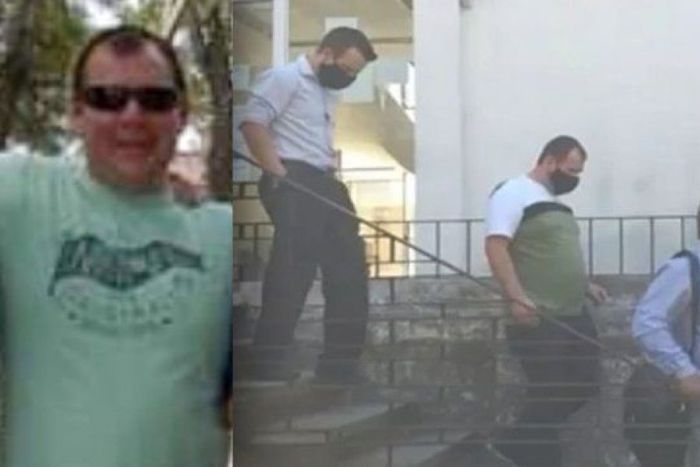 Vito Panza (izq.) y Matías Vargas (centro) al retirarse del juicio en La Paz en 2021.