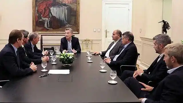 Bordet se reunió con Macri en plena conmoción por el FMI