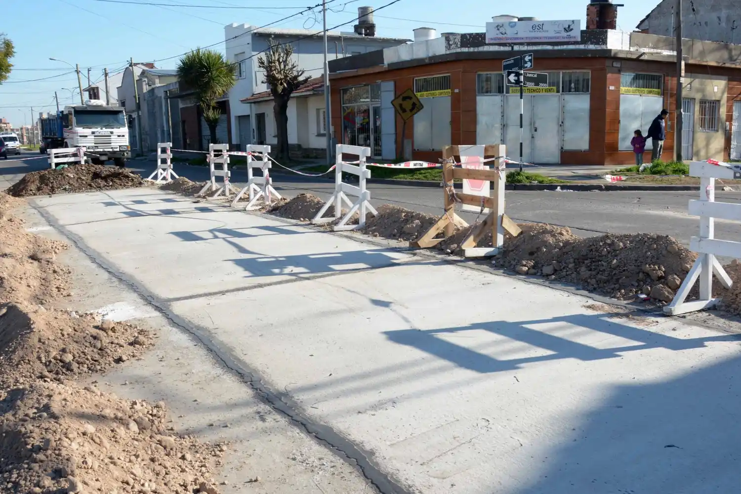 El EMVIAL realiza trabajos en el barrio Bernardino Rivadavia
