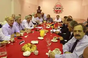 Inflación y paritarias, ejes de la reunión entre sindicalistas y la UCR