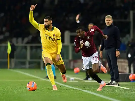 Milan remontó y volvió a ser el líder de la Serie A