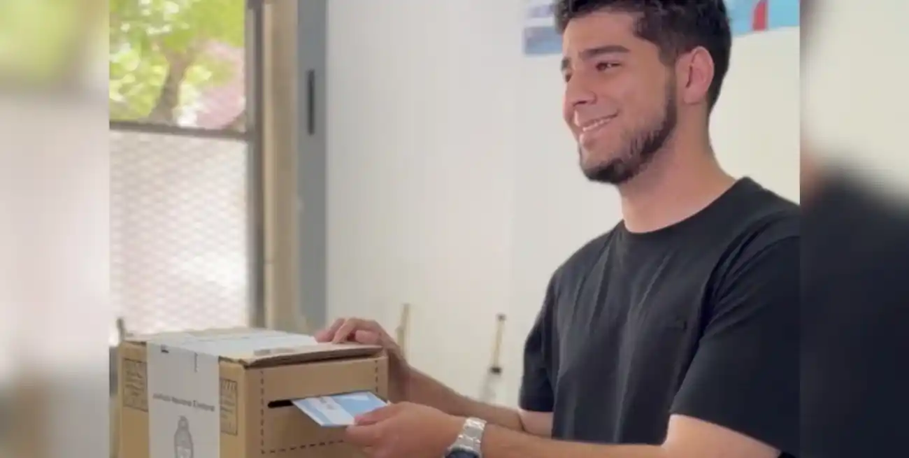 Agustín Pellegrini votó en Rosario y habló de una elección “histórica” para el país.