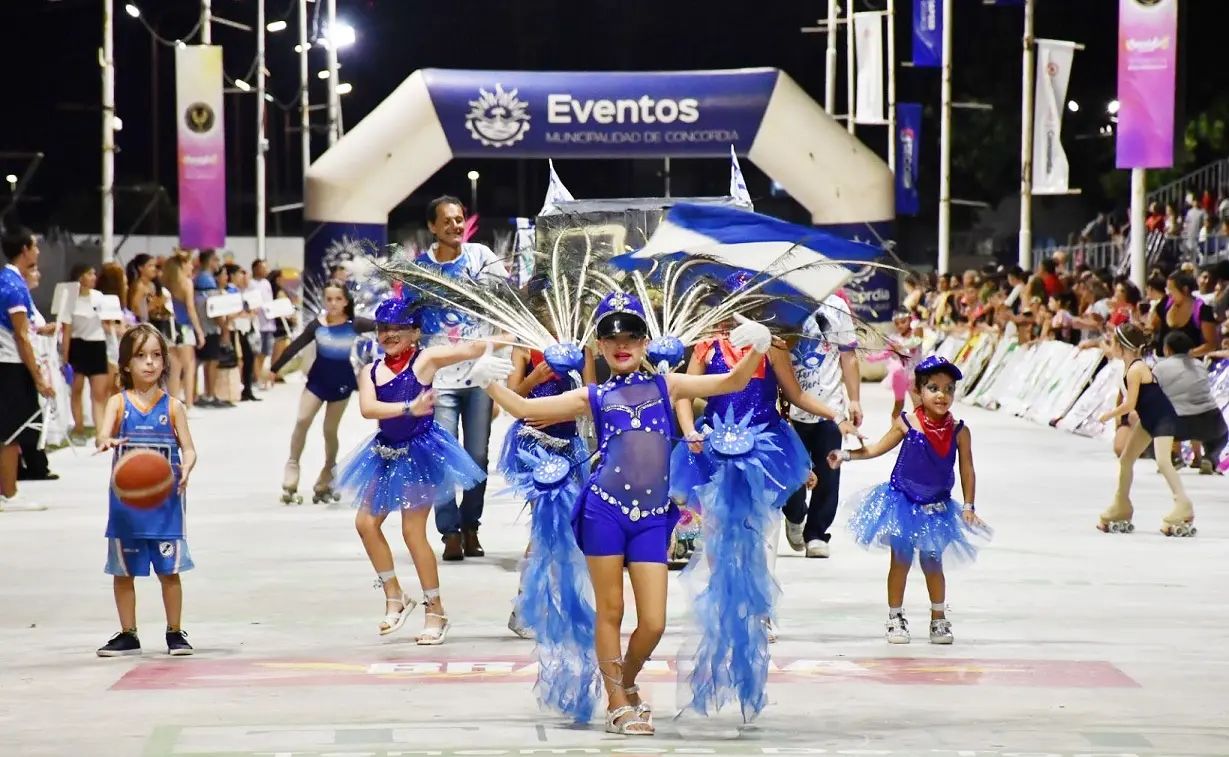 El Carnaval de los Pequeños Duendes cerró el fin de semana con una gran fiesta familiar