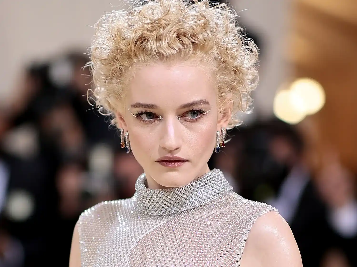 Julia Garner interpretará a Silver Surfer.