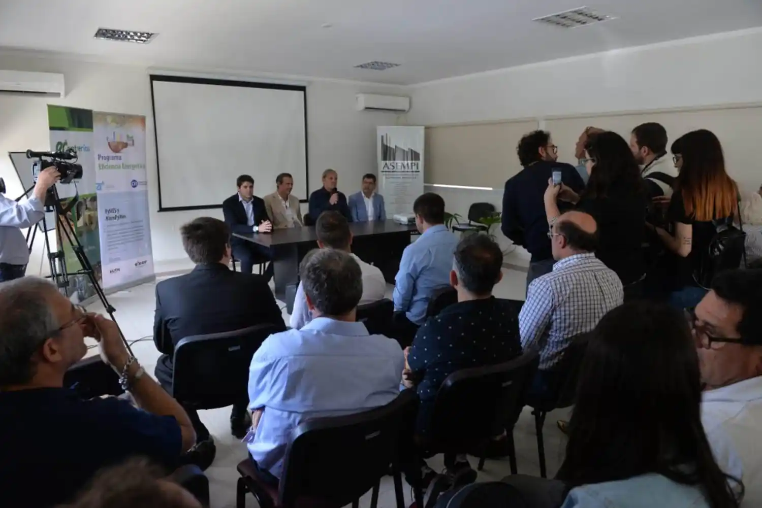 Se capacitó en eficiencia energética a empresas del Parque Industrial de Paraná