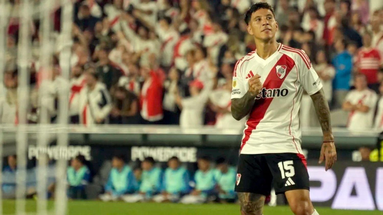 River venció a Vélez por 4 a 1 y cruzará con Barracas en octavos