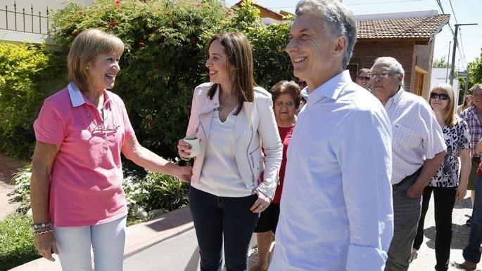 En un nuevo timbreo, Macri y Vidal recorrieron Suipacha