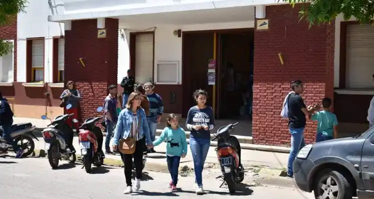 Elecciones 2017: Este lunes hay clases, aunque algunas escuelas se organizaron para entrar más tarde