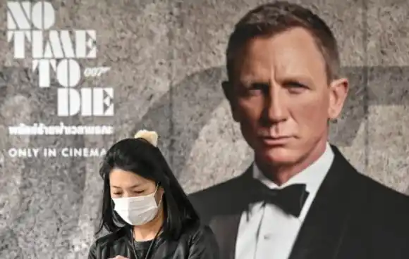 James Bond no consigue tiempo para estrenar