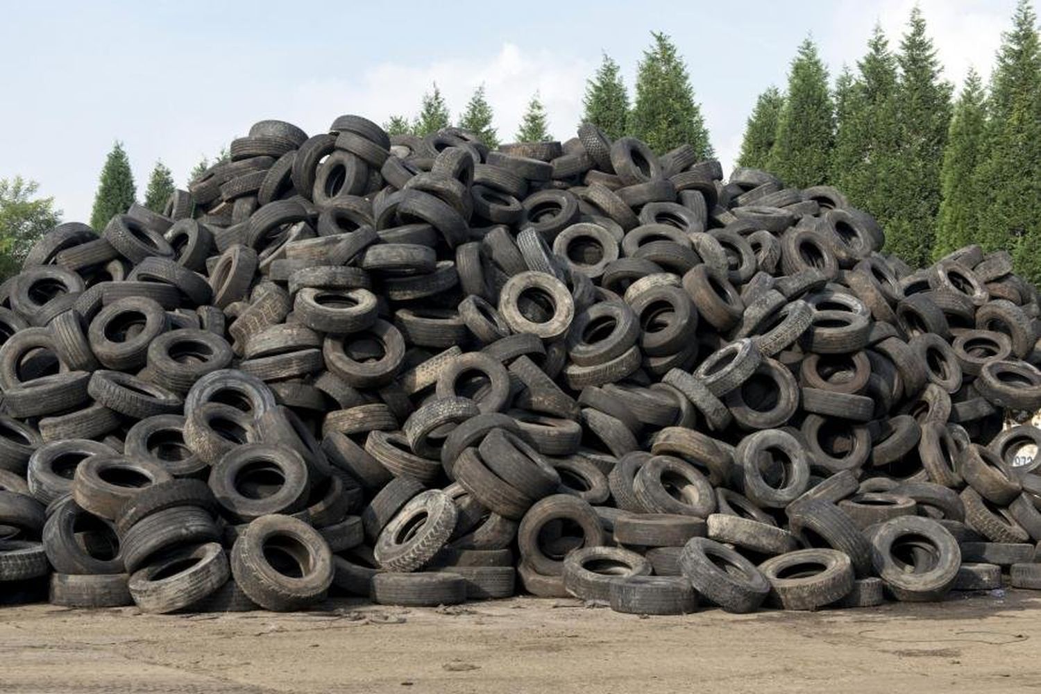 Se enviaron a reciclaje ocho toneladas de neumáticos
