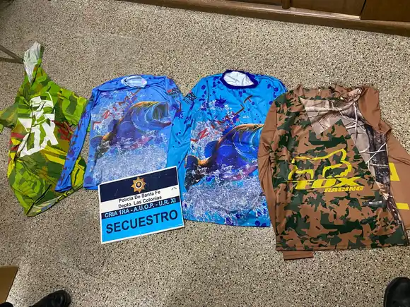 Quisieron equiparse para una escapada de pesca, pero los descubrieron: una pareja detenida