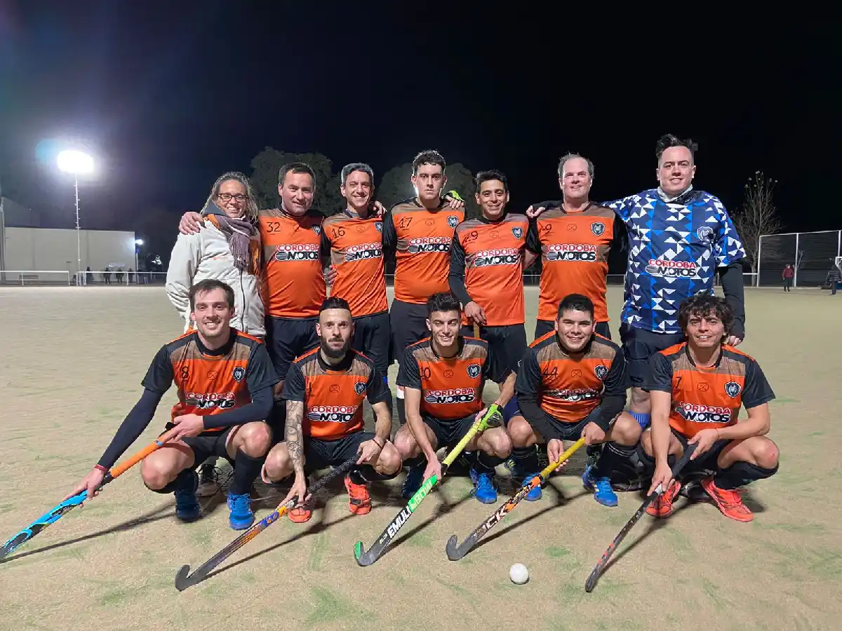 Antártida goleó por el torneo de la Fosh