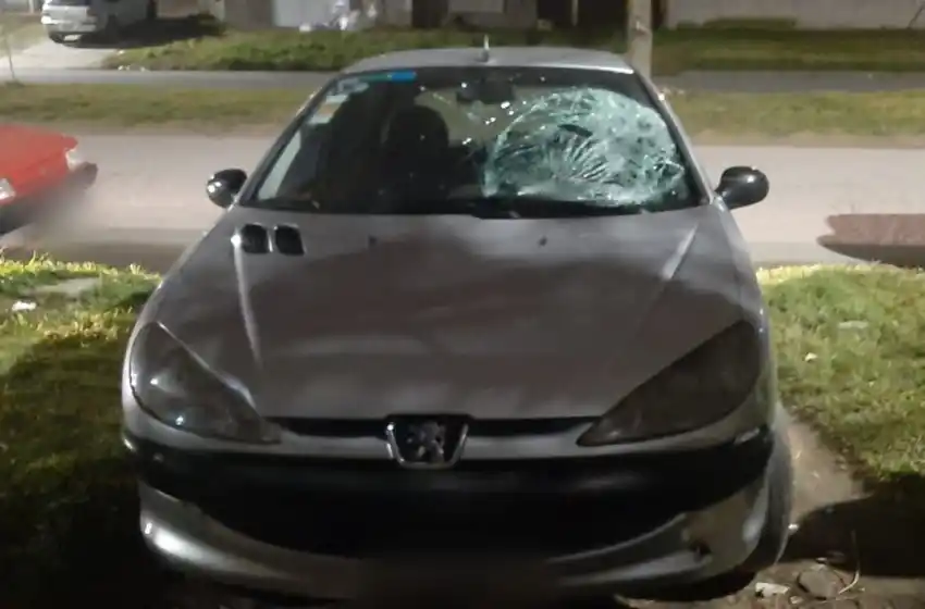 Un menor hospitalizado tras ser embestido por un auto