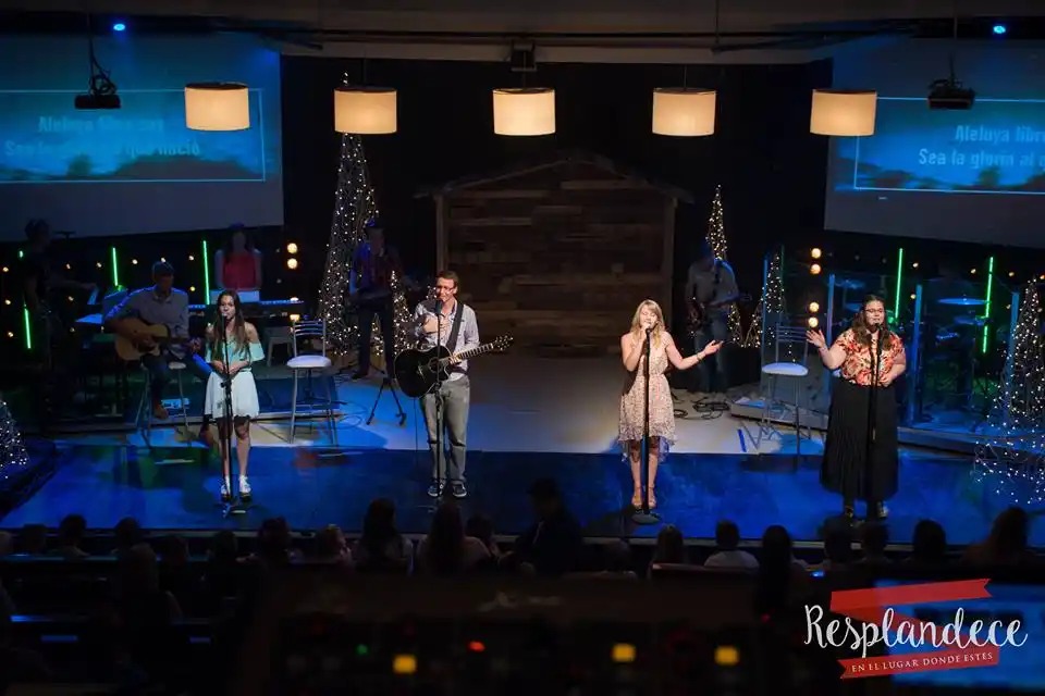 Acústico Solidario: Por una Navidad en palabras y acciones